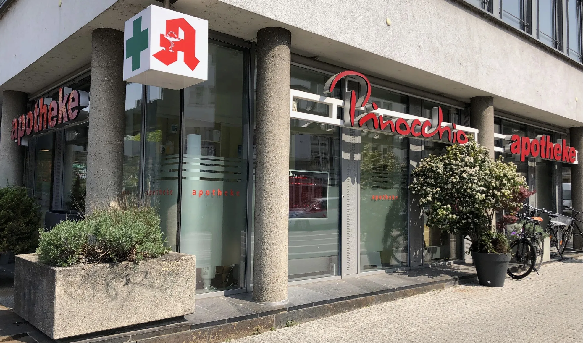 Apotheke Aussen